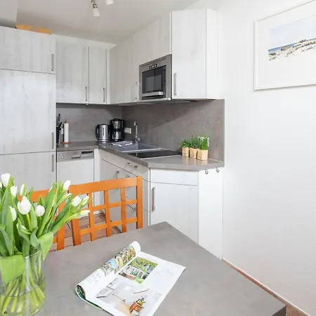 Ferienwohnung Strandflieder *